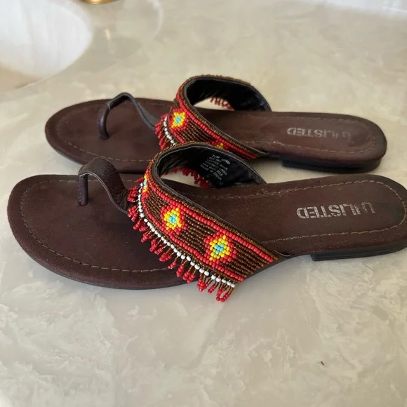 Beaded Leather Thong Sandals by Unlisted, Multi Colors, Sz 7.5, Great Condition! - Picture 5 of 11